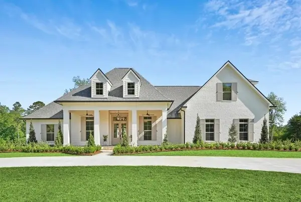 72805 Plumegrass Drive, Covington, LA 70433