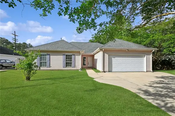 107 Windsong Place, Pearl River, LA 70452