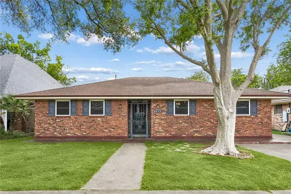 8713 Bocage Place, River Ridge, LA 70123