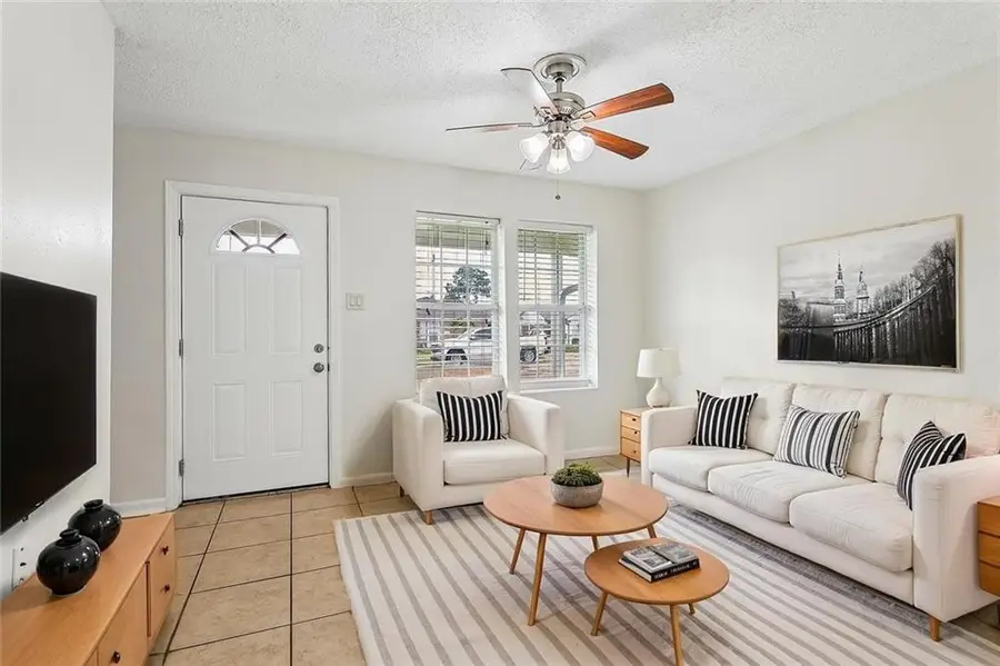 3804 W Louisiana State Drive, Kenner, LA 70065 - #2