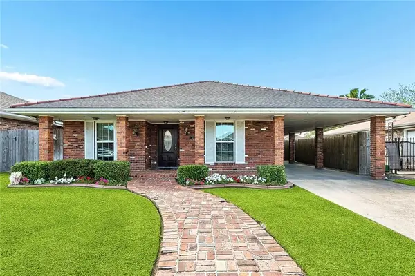 912 Giuffrias Avenue, Metairie, LA 70001