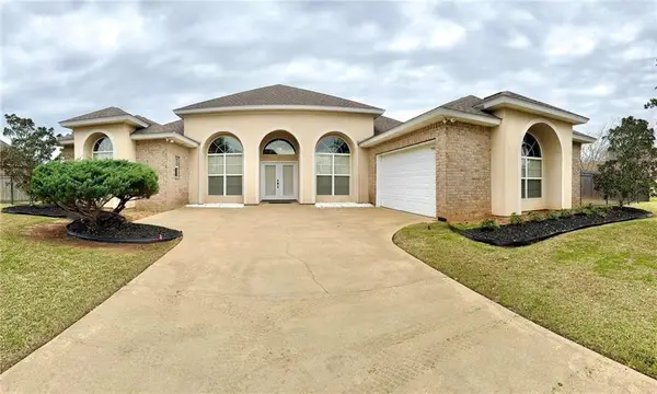 6413 Arden Oaks Drive, Alexandria, LA 71301
