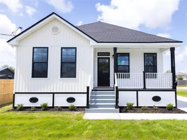 728 5th Avenue, Harvey, LA 70058