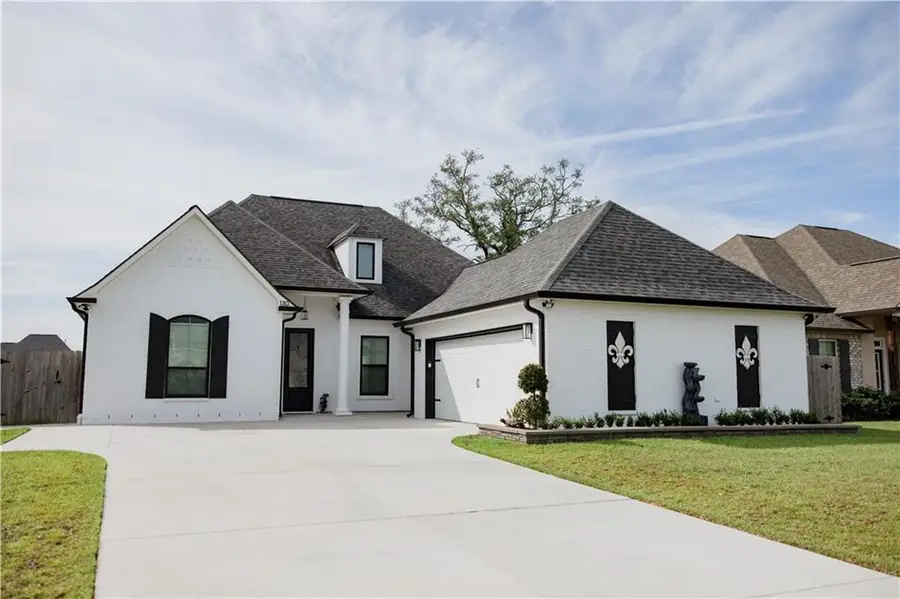 130 Cypresswood Drive, Belle Chasse, LA 70037 - #2