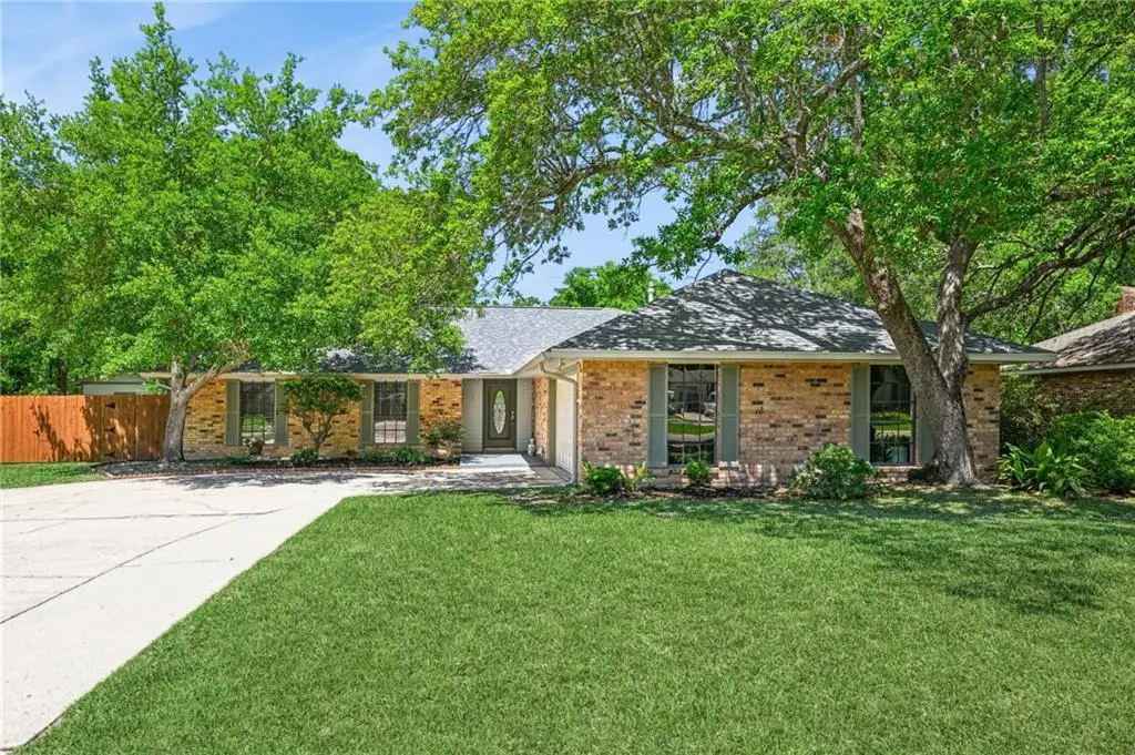 106 S Buckingham Drive, Slidell, LA 70461 - #1