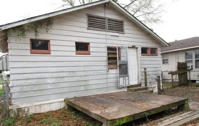 3216 Peach Street, Alexandria, LA 71301 - #3