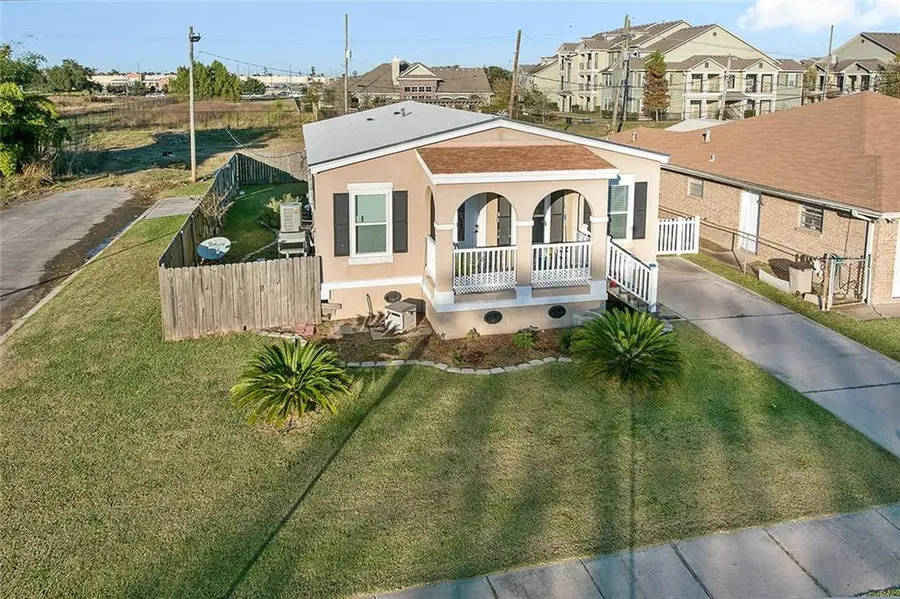 8401 Colonel Drive, Chalmette, LA 70043 - #2