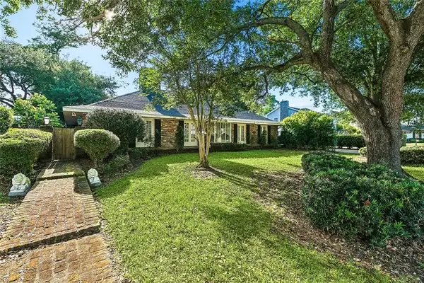 28 Chateau Pontet Canet Drive, Kenner, LA 70065
