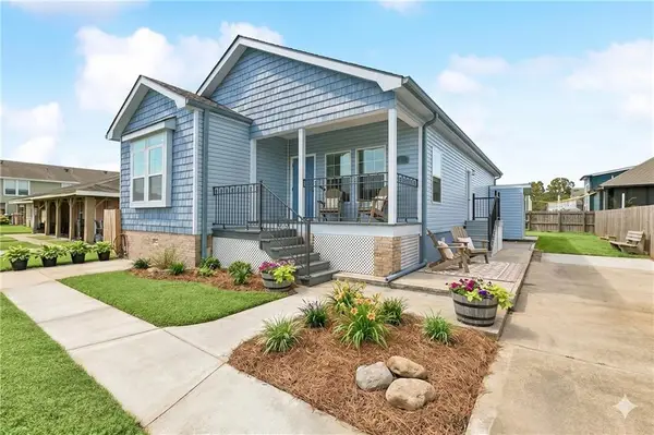 920 Cougar Drive, Arabi, LA 70032