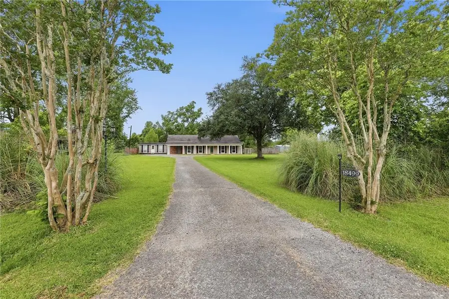18499 Magnolia Est., Prairieville, LA 70769 - #2