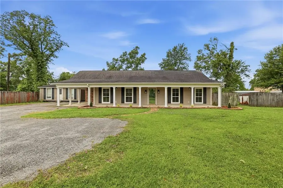 18499 Magnolia Est., Prairieville, LA 70769 - #3