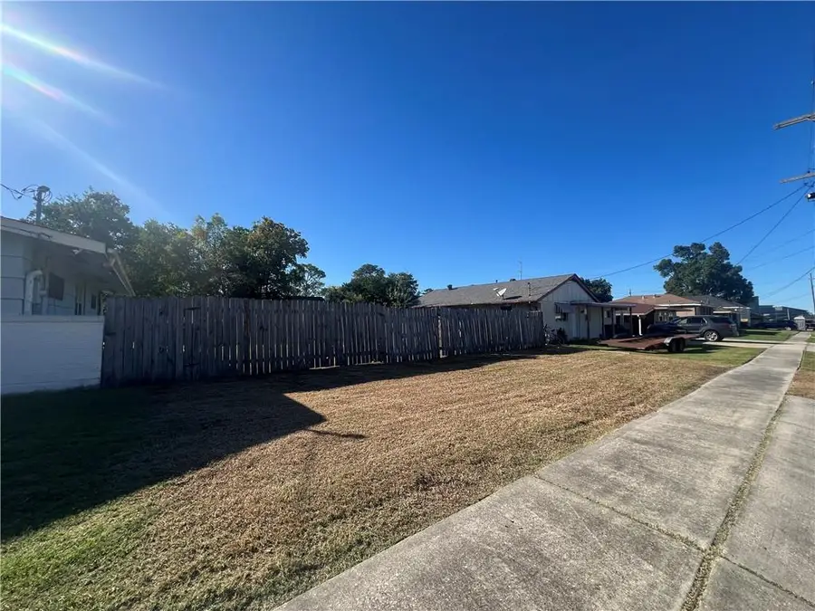 4922 Sandalwood Street, New Orleans, LA 70127 - #3