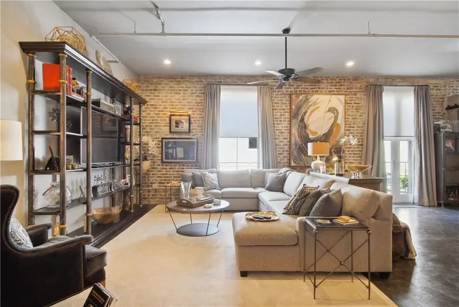 900 S Peters Street #3, New Orleans, LA 70130 - #3