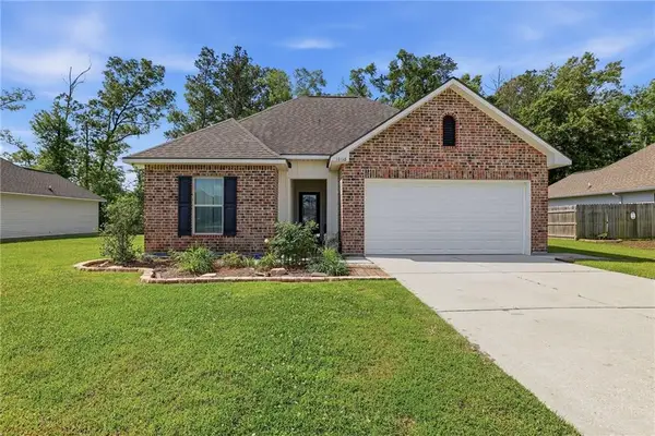 16118 South Trace Ext., Ponchatoula, LA 70454