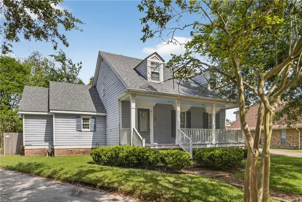 7 Whispering Oaks Drive, River Ridge, LA 70123 - #1