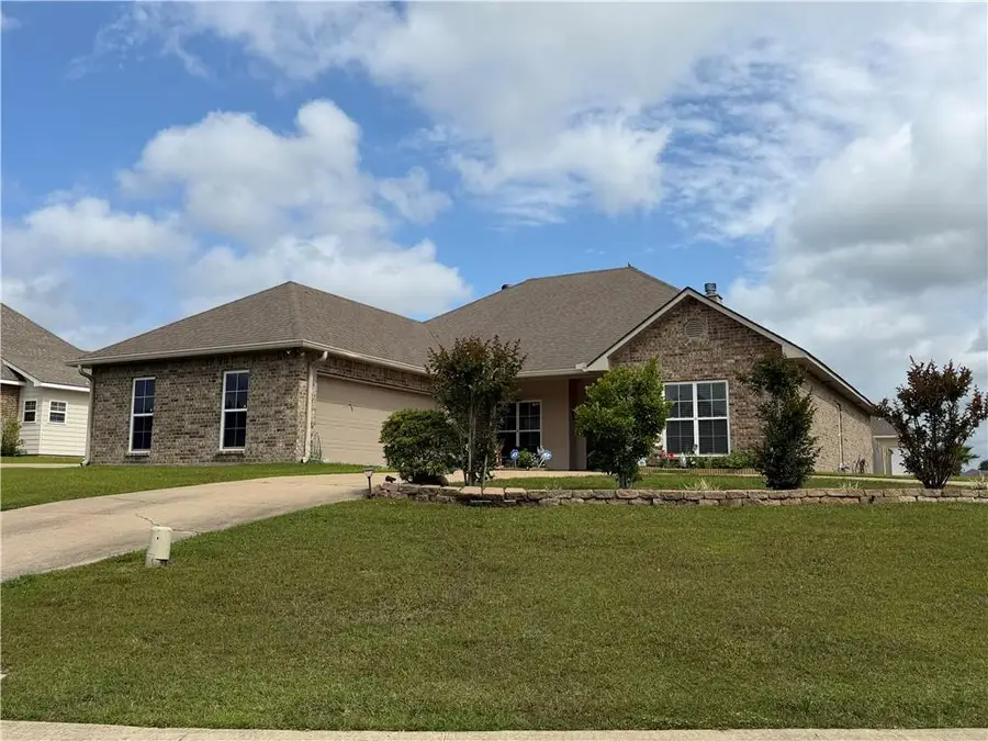 480 Ocho Rios Drive, Pineville, LA 71360 - #2
