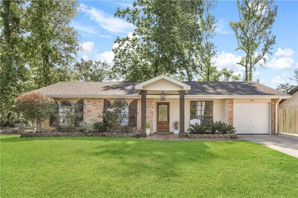 545 Hutchinson Street, Mandeville, LA 70448 - #1