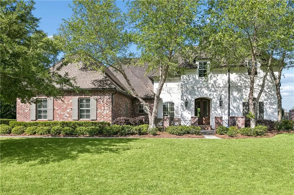 597 Pelican Crest, Belle Chasse, LA 70037 - #1