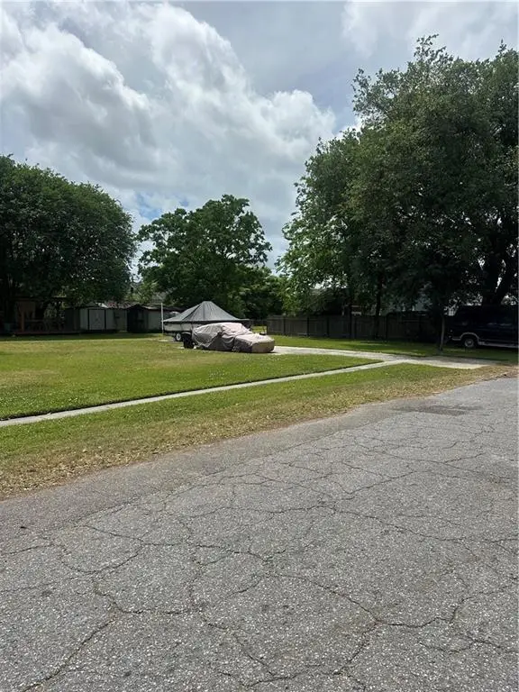 626 Lebeau Street, Arabi, LA 70032 - #2