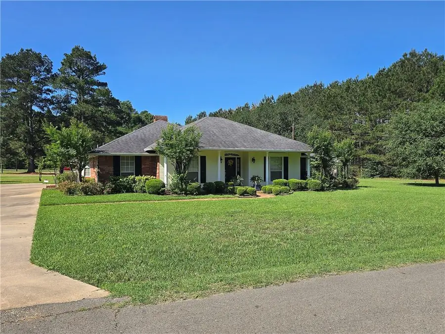 311 Bessie Street, Coushatta, LA 71019 - #2