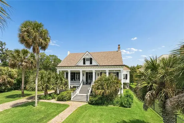 1815 Lakeshore Drive, Mandeville, LA 70448