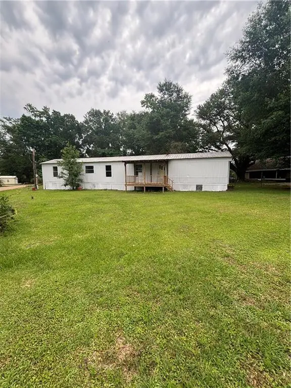 57252 N Cooper Road, Loranger, LA 70446