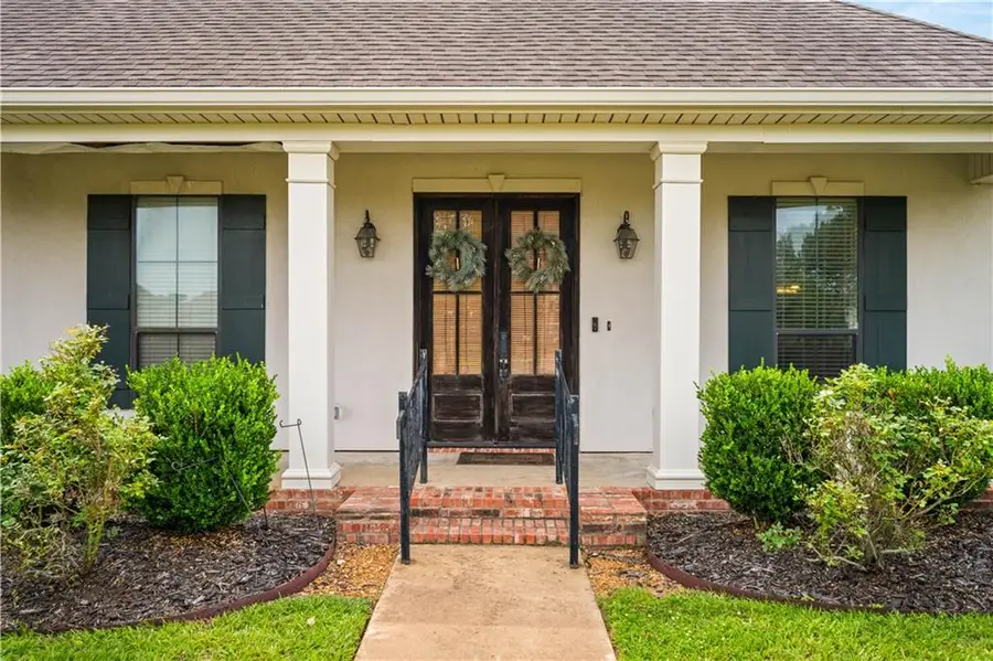 335 Links Drive, Alexandria, LA 71303 - #3