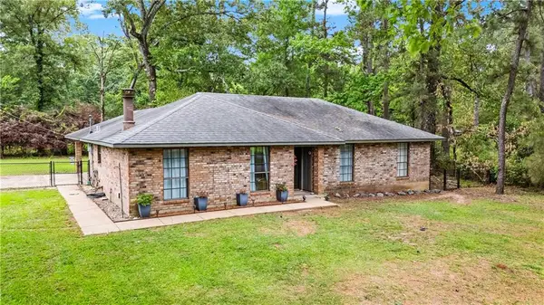 730 Paradise Road, Ball, LA 71405