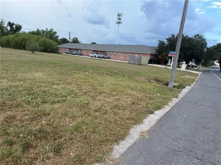 7980 Crowder Boulevard, New Orleans, LA 70126 - #3