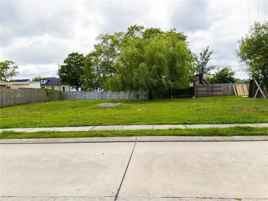 3620 Gallo Drive, Chalmette, LA 70043 - #2