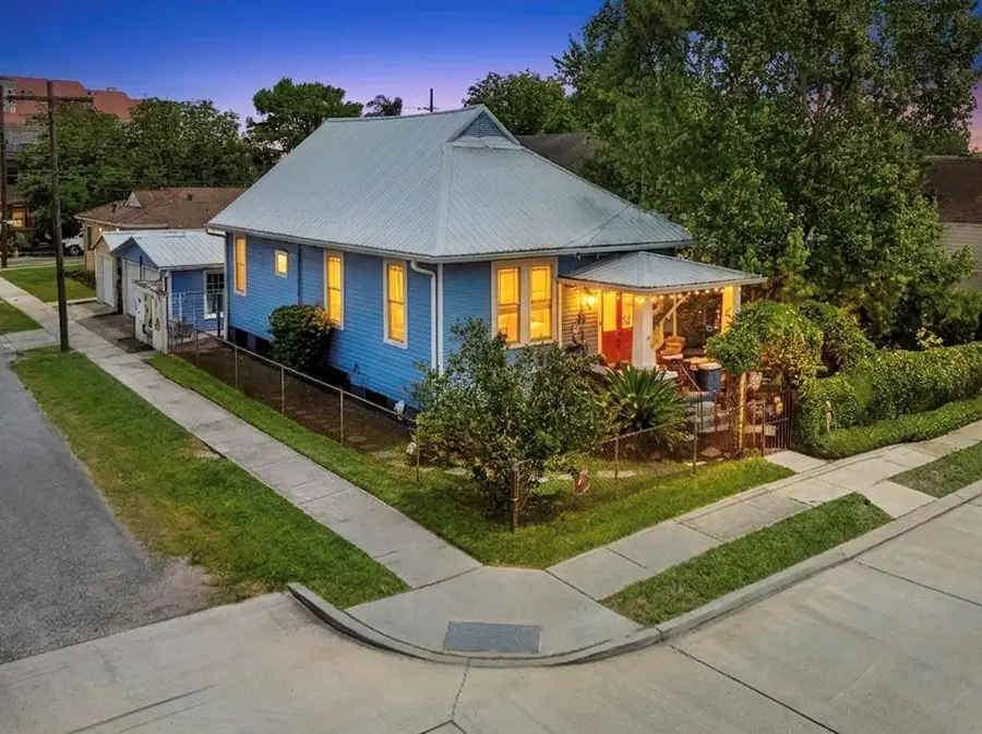 2871 Ponce De Leon Street, New Orleans, LA 70119 - #2