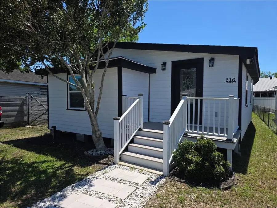 216 8th Street, Bridge City, LA 70094 - #2