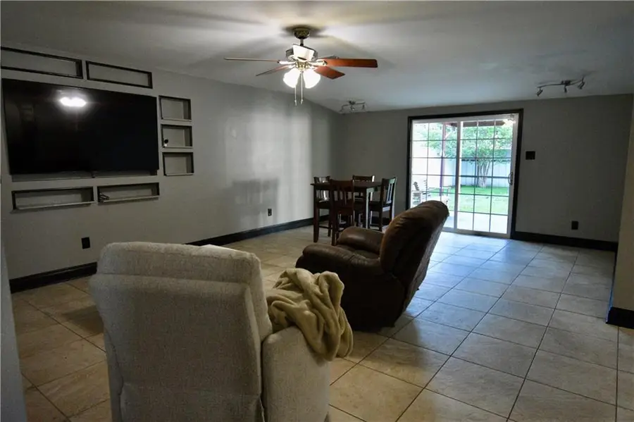 5048 Page Street, Marrero, LA 70072 - #2