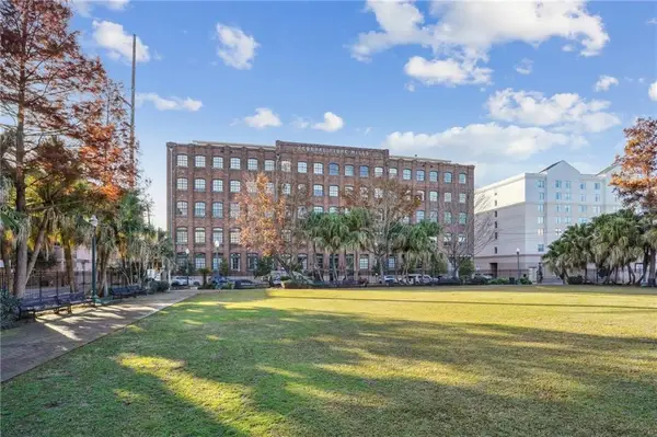 1107 S Peters Street #404, New Orleans, LA 70130