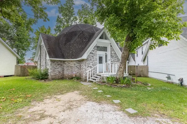 9606 Red Church Lane, Destrehan, LA 70047