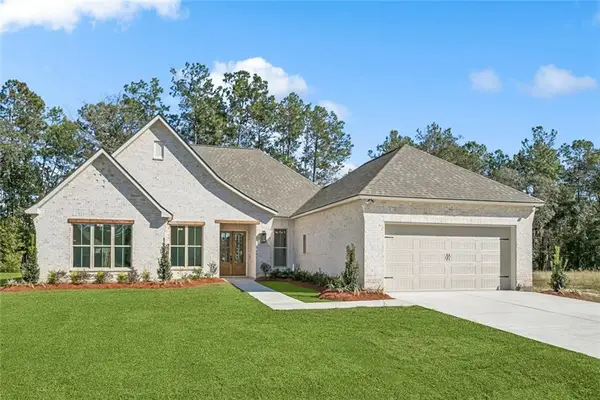 1613 Sweet Pea Court, Madisonville, LA 70447