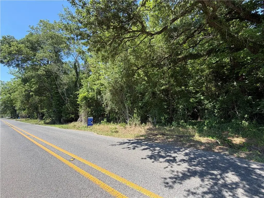 2725 Enterprise Drive, Alexandria, LA 71303 - #1