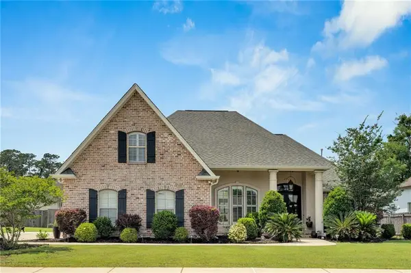 1267 Avenue Du Chateau Drive, Covington, LA 70433