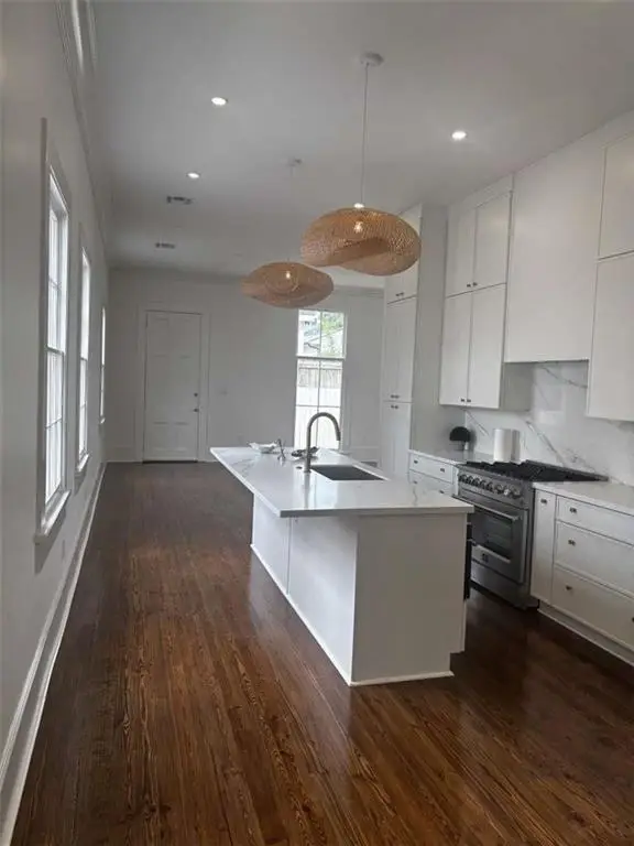 5108 Laurel Street, New Orleans, LA 70115 - #2