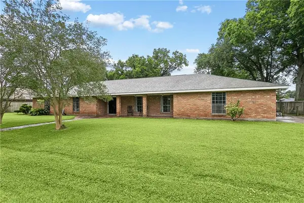 3700 Magellan Street, New Orleans, LA 70114