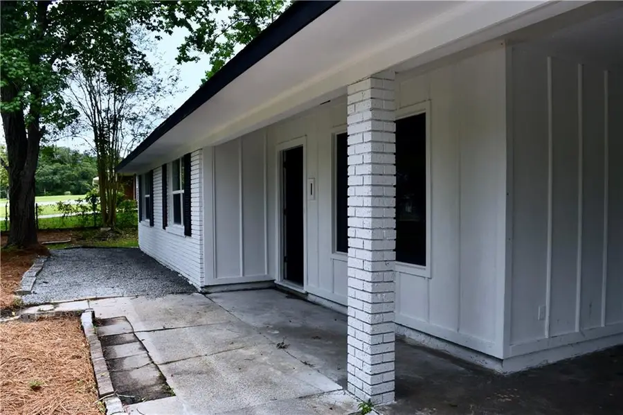 508 Holiday Circle, Pineville, LA 71360 - #3