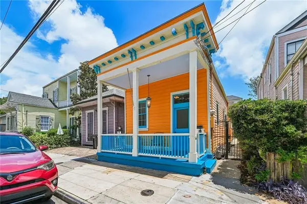 3020 Constance Street, New Orleans, LA 70115