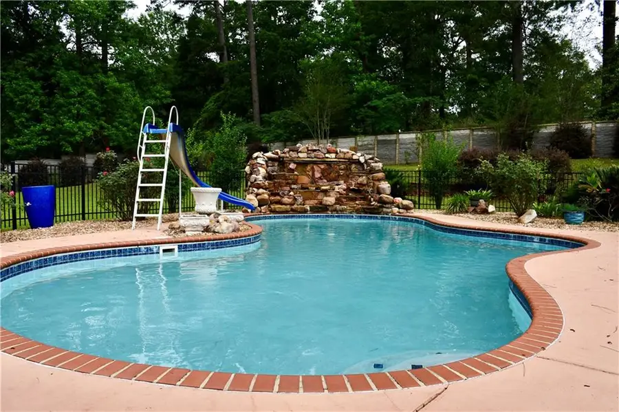 105 Winthrop Place Drive, Pineville, LA 71360 - #3