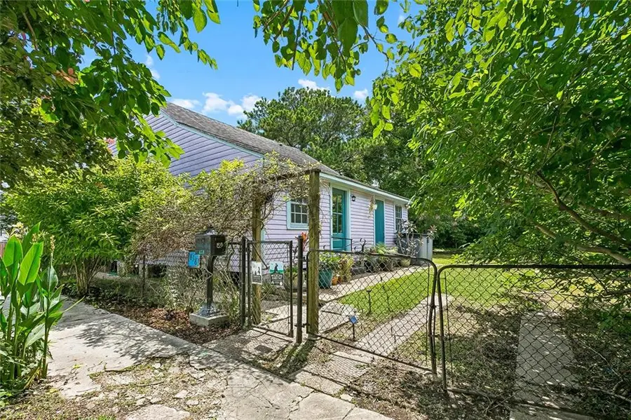 818 Fats Domino Avenue, New Orleans, LA 70117 - #2