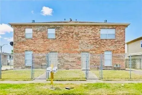 6900 02 Salem Drive, New Orleans, LA 70127
