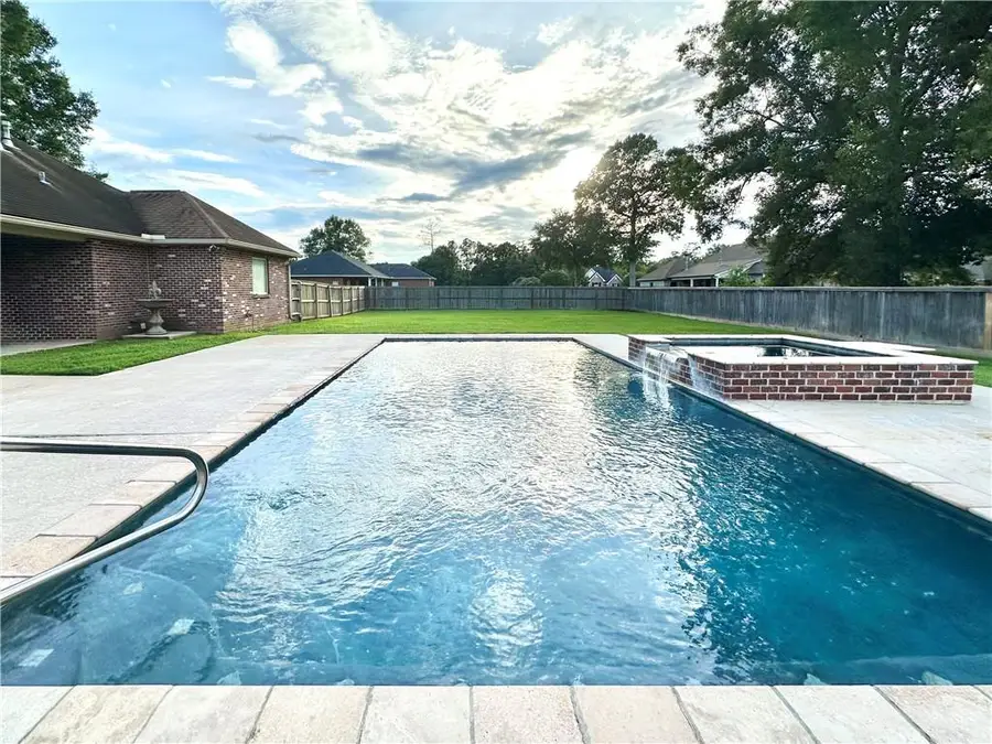 18147 Laura Lee Drive, Ponchatoula, LA 70454 - #2