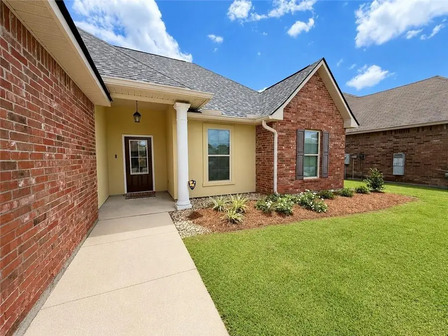 13850 Ponderosa Drive, Denham Springs, LA 70726 - #3