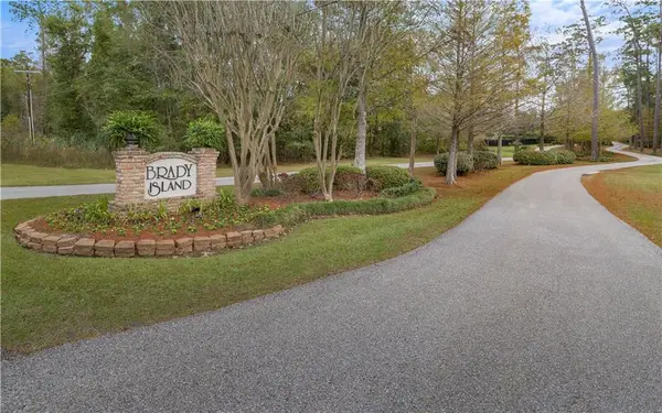 3 River Cypress Lane, Madisonville, LA 70447