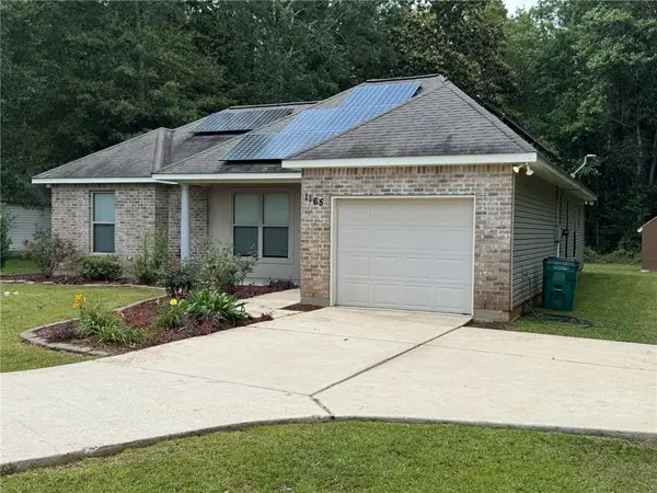 1165 Viola Street, Mandeville, LA 70448