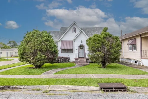 3433 Clermont Drive, New Orleans, LA 70122